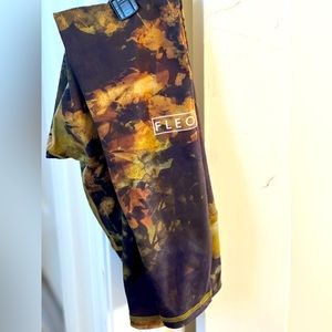 Fleo El Toro 25” Ivy Night Leggings